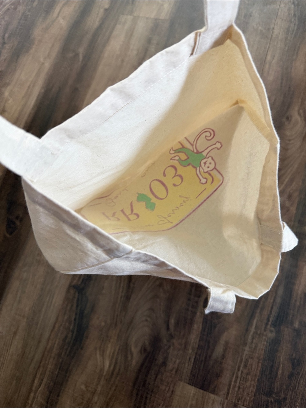 Roller Rabbit New Jersey RR 03 “License Plate” Canvas Cotton Tote, Exclusive - Picture 3 of 4